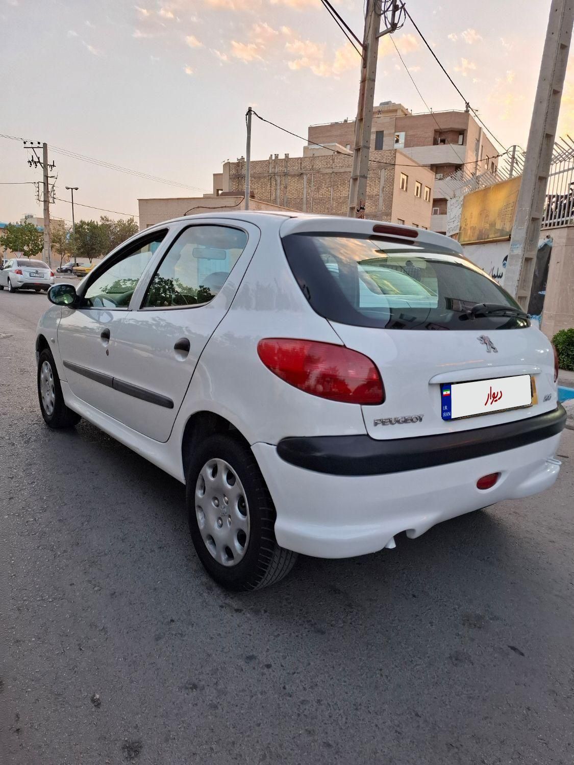 پژو 206 تیپ 2 - 1396