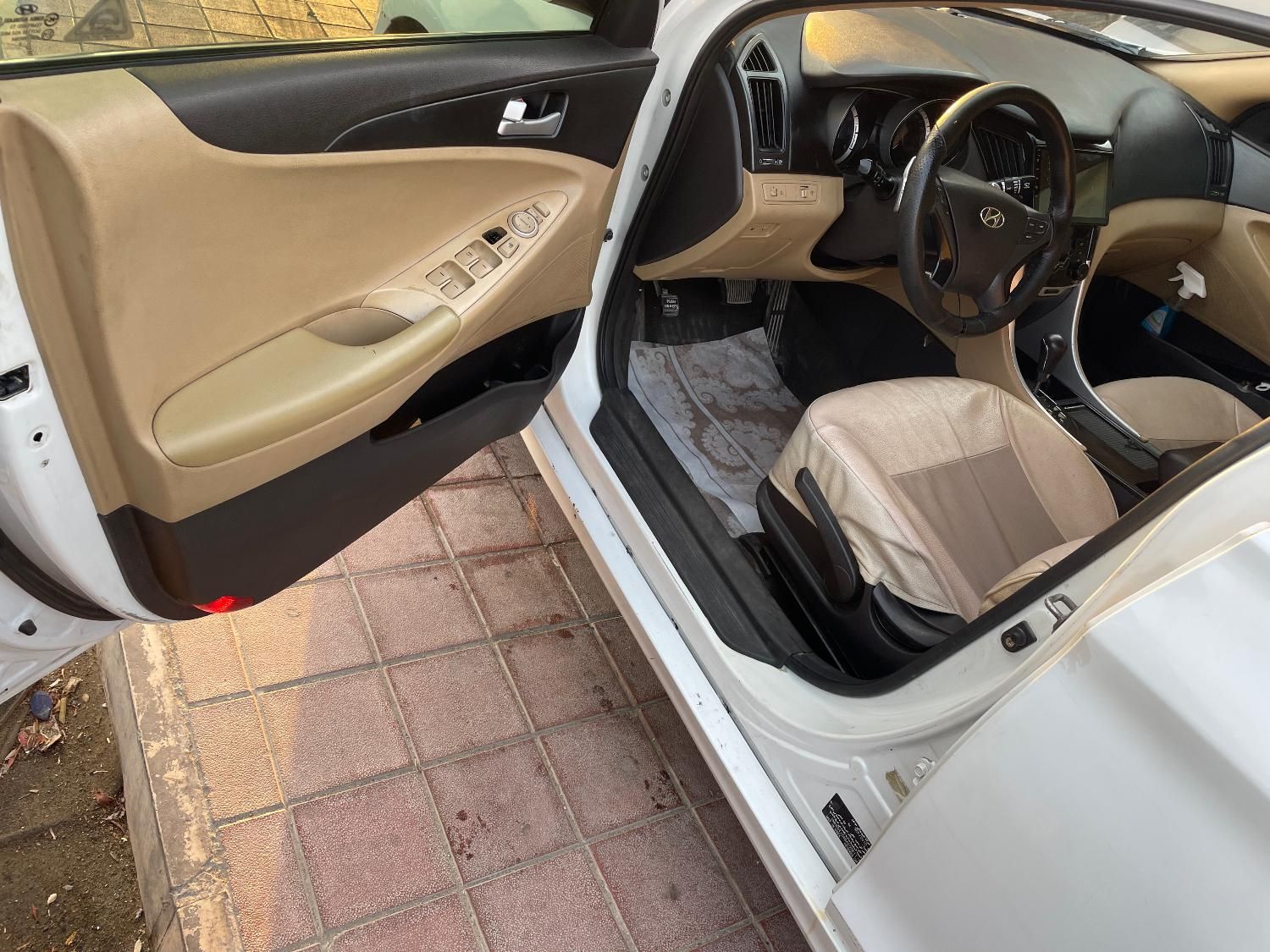 هیوندای سوناتا اتوماتیک NF 2400 - 2011