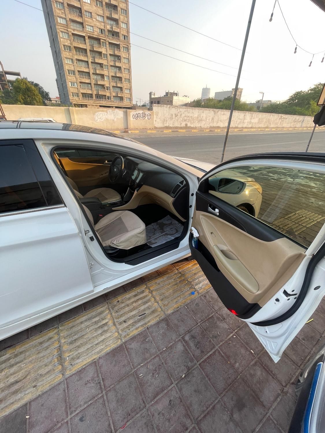 هیوندای سوناتا اتوماتیک NF 2400 - 2011