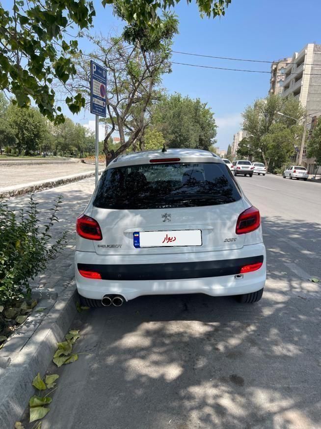 پژو 207 پانوراما دنده‌ای - 1400