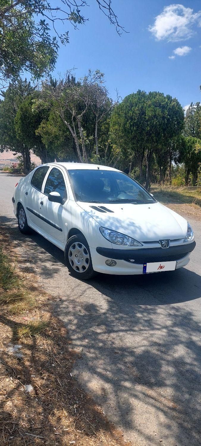 پژو ۲۰۶ صندوق دار v8 - 1394