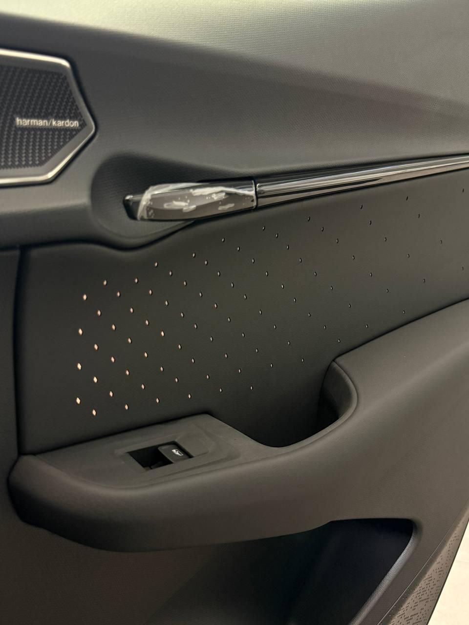 فولکس گلف GTI - 2025
