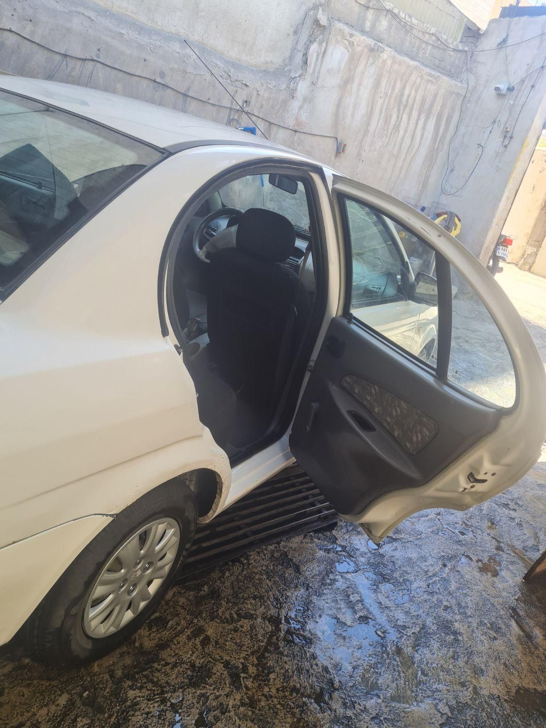 تیبا صندوق دار SX - 1394