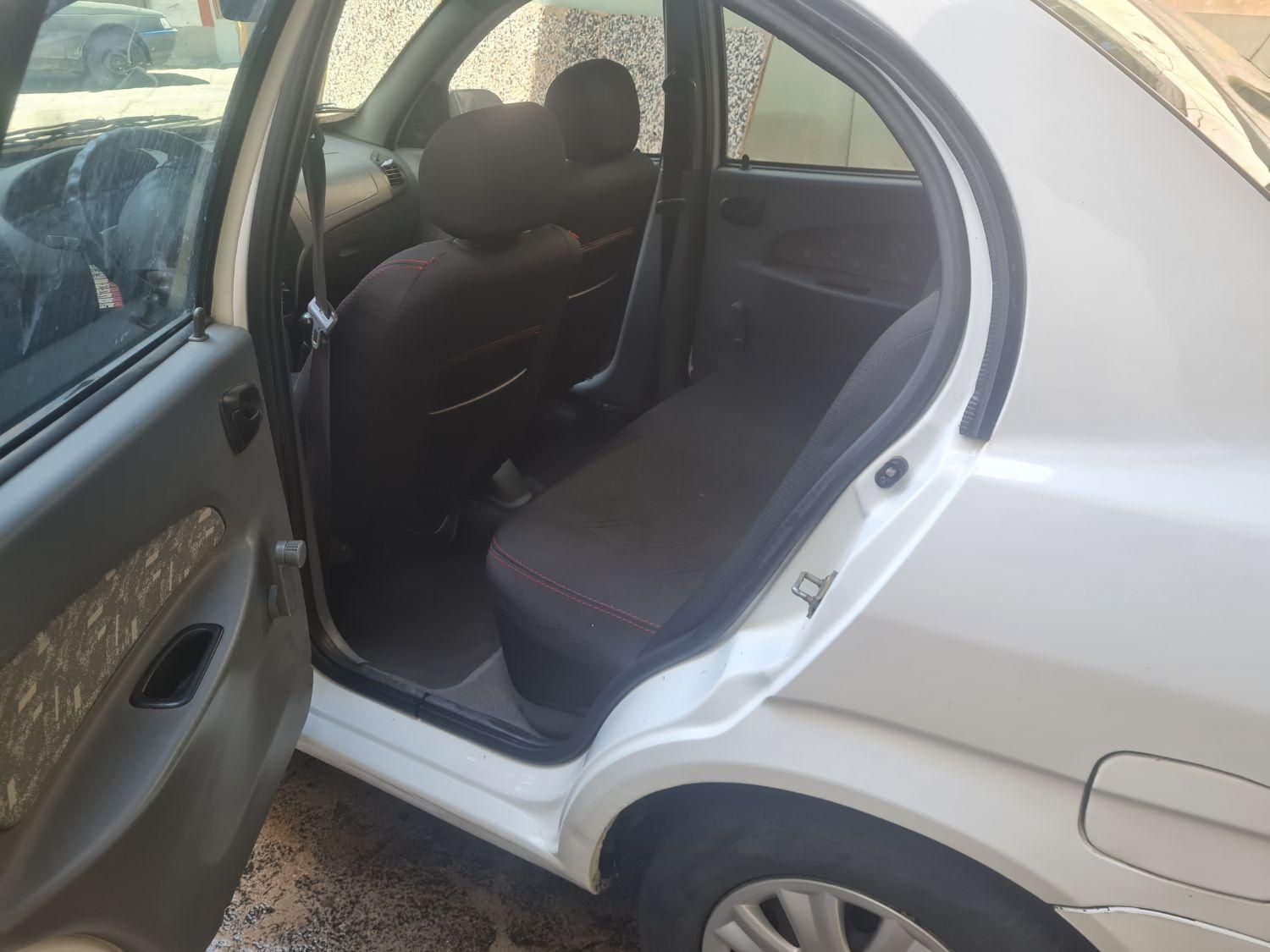 تیبا صندوق دار SX - 1394