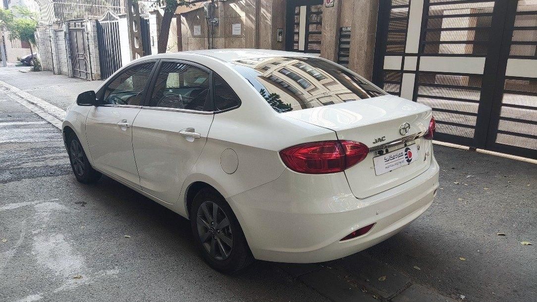 جک J4 اتوماتیک ساده - 1401