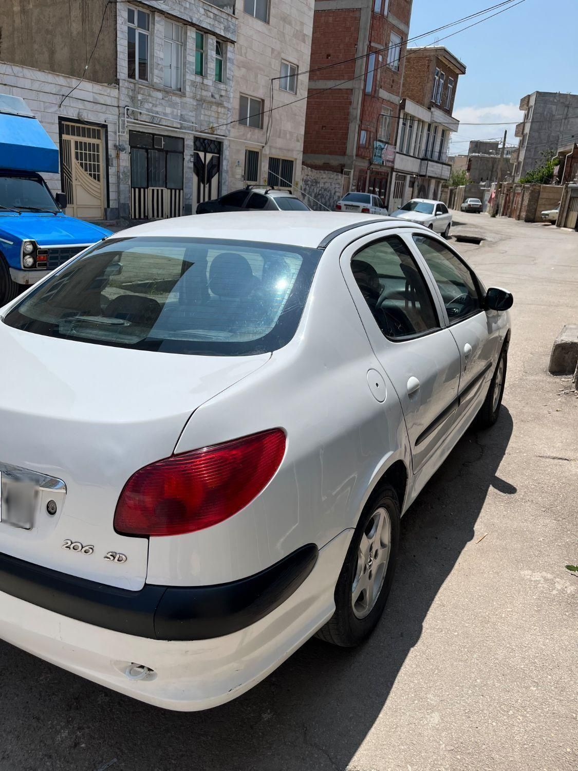 پژو ۲۰۶ صندوق دار v8 - 1390