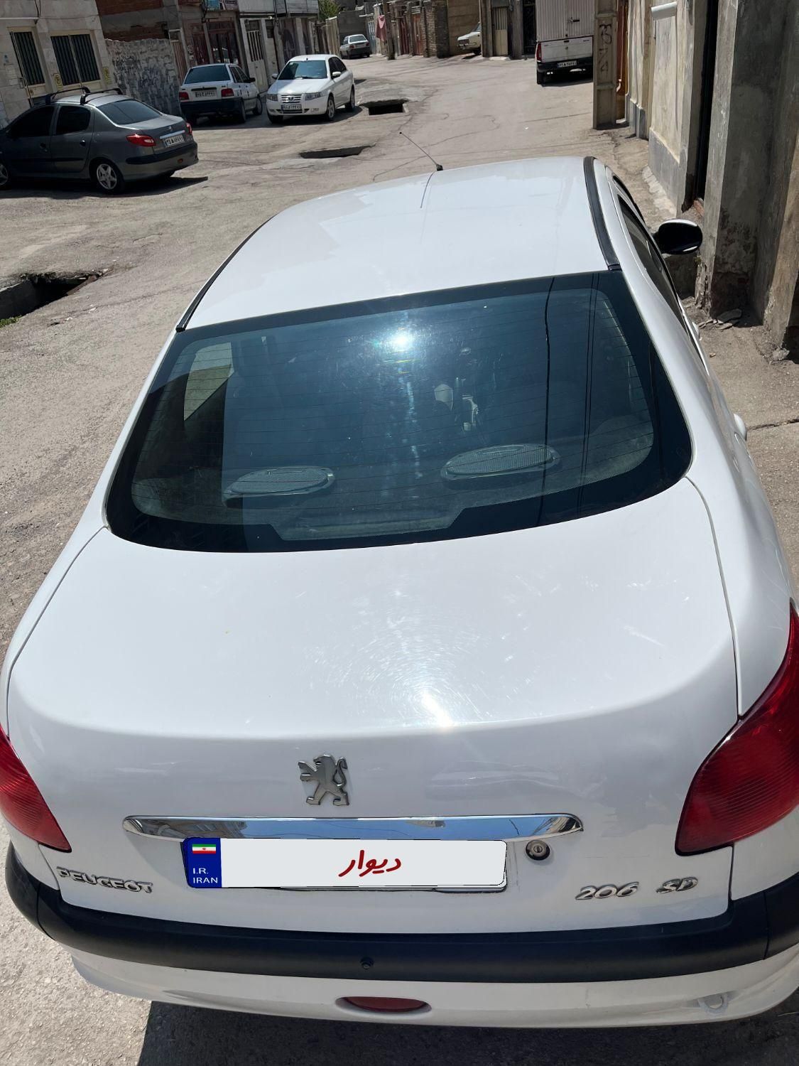 پژو ۲۰۶ صندوق دار v8 - 1390