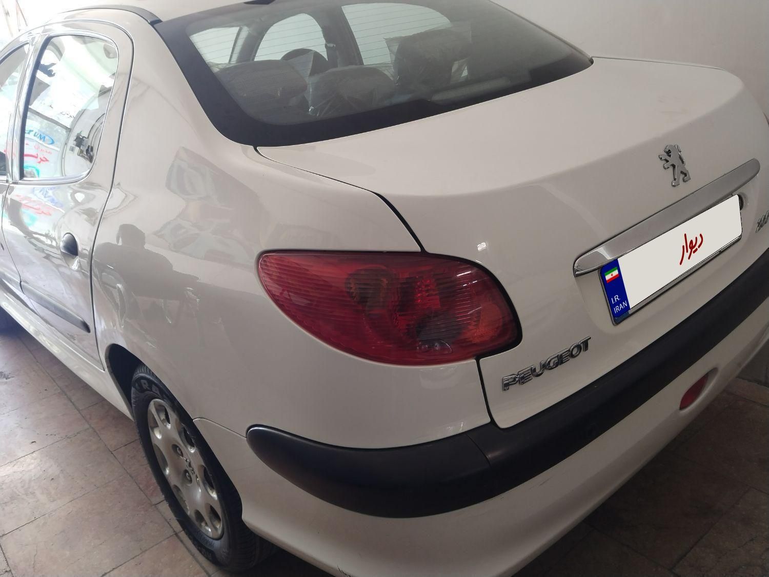 پژو ۲۰۶ صندوق دار v8 - 1396