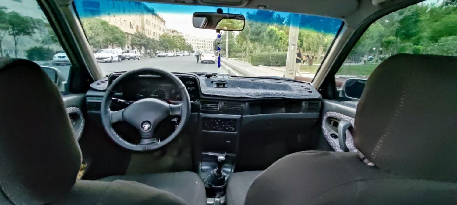 دوو سیلو سدان - 1381