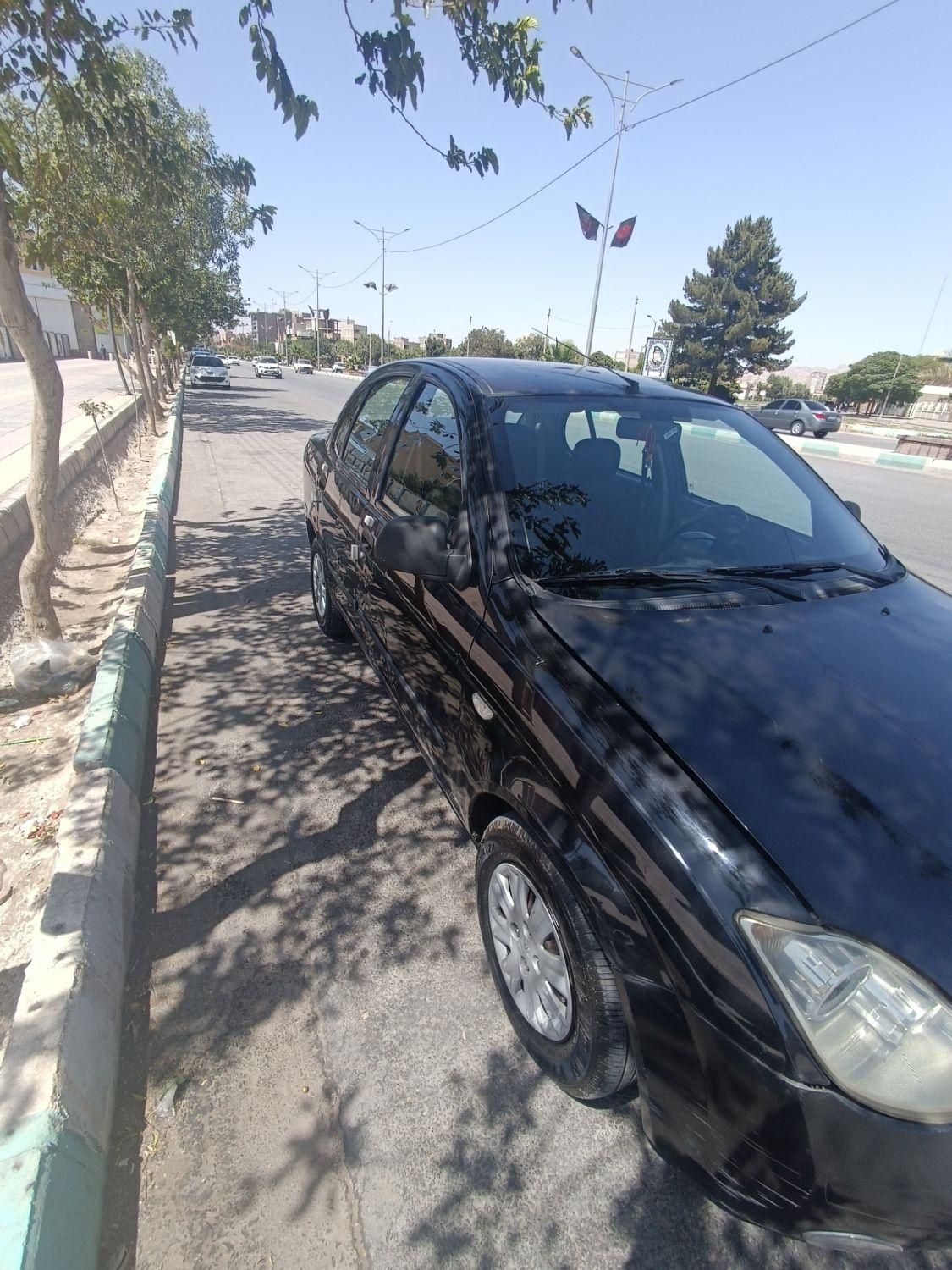 تیبا صندوق دار SX - 1390