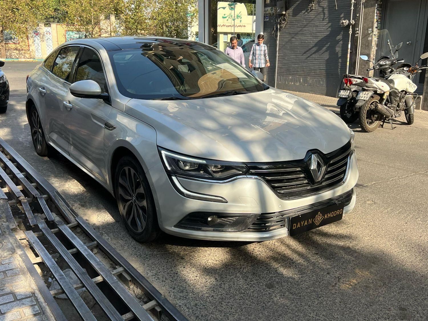 خودرو رنو، تالیسمان آگهی ann_19510287