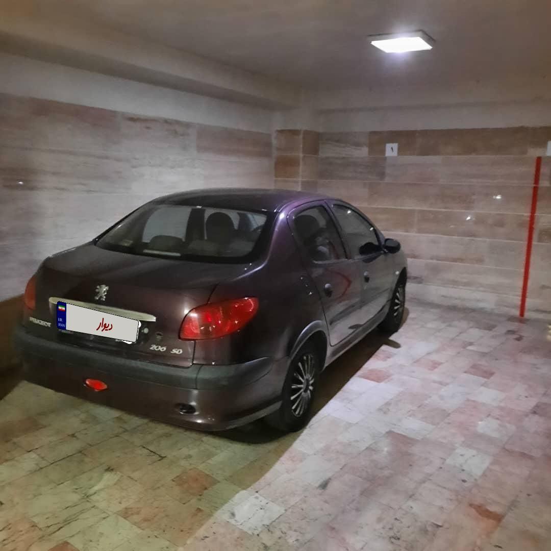 پژو ۲۰۶ صندوق دار v8 - 1396
