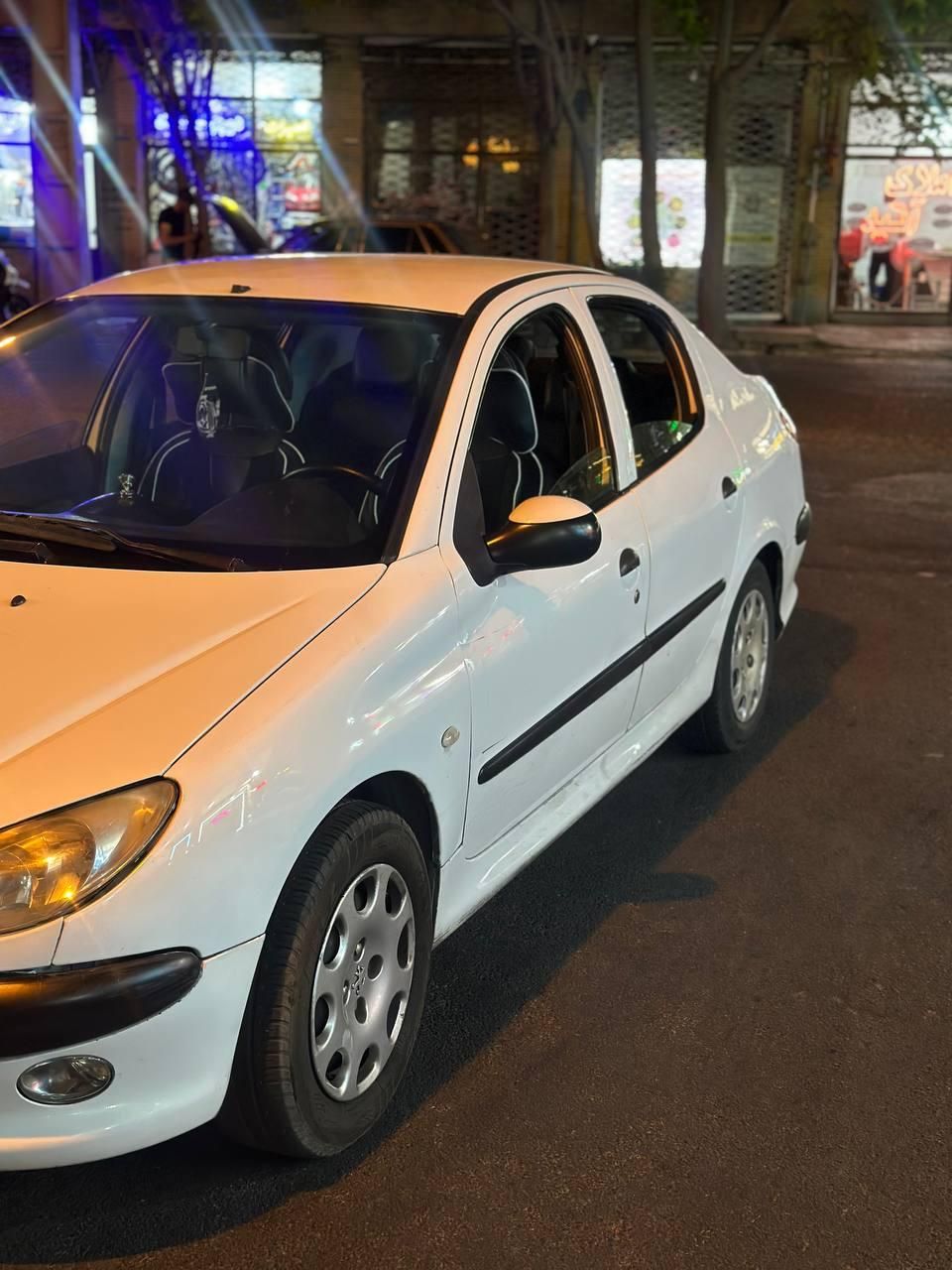 پژو ۲۰۶ صندوق دار v8 - 1391