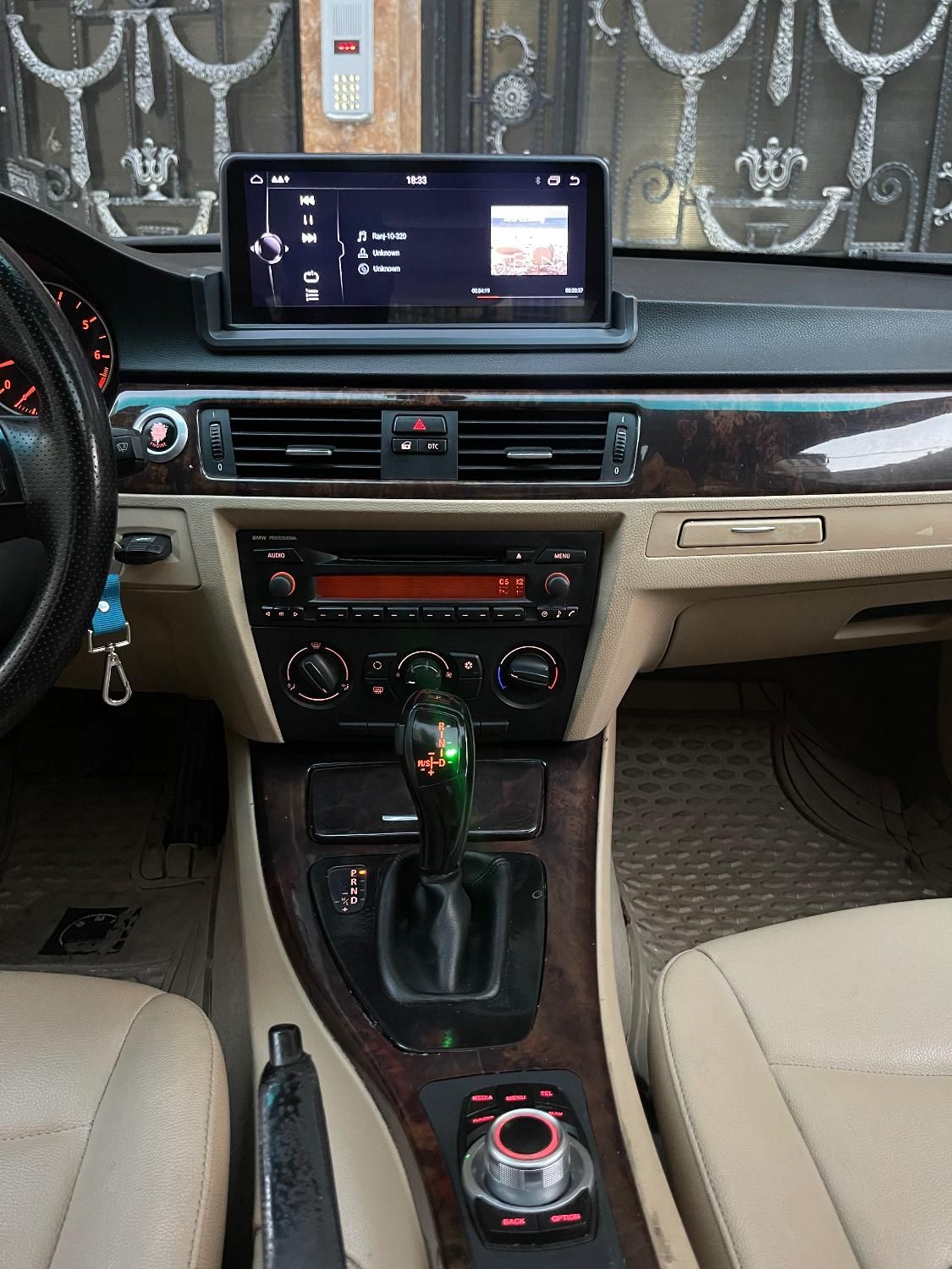 ب ام و سری 3 سدان 320i - 2006