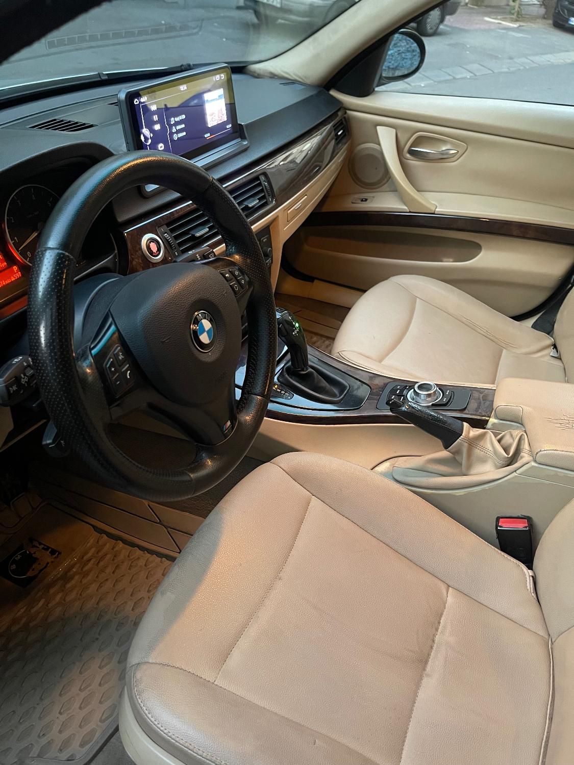 ب ام و سری 3 سدان 320i - 2006