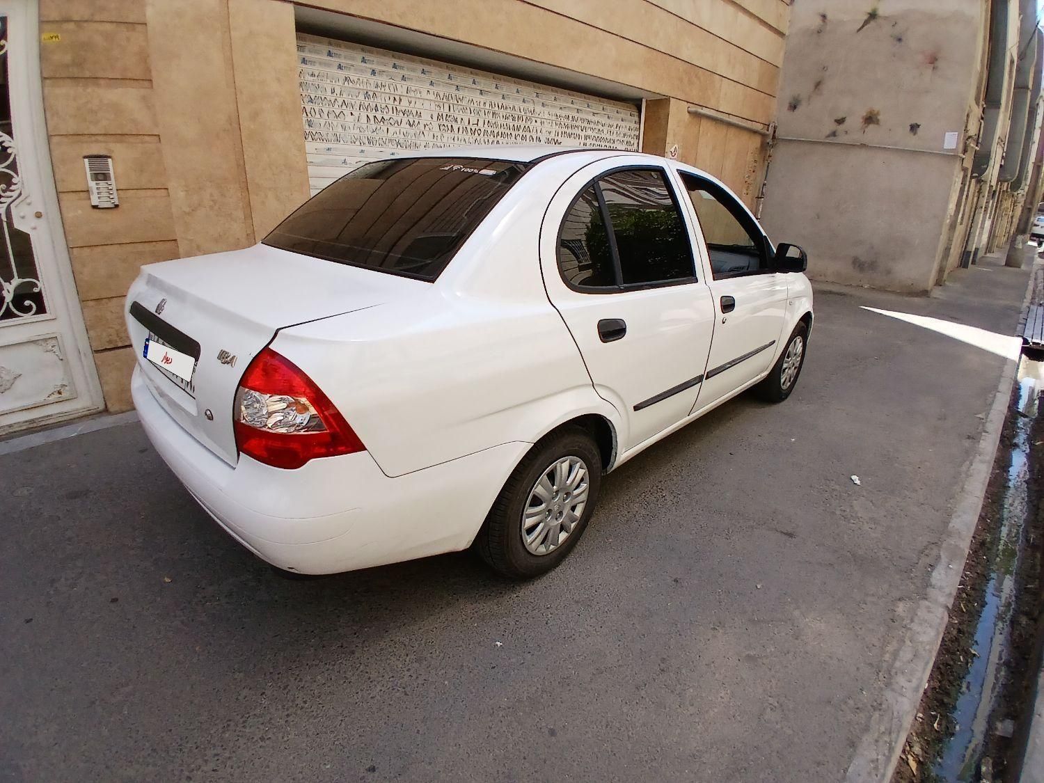 تیبا صندوق دار SX - 1400
