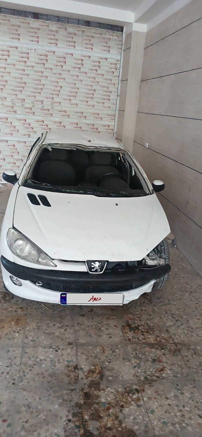 پژو ۲۰۶ صندوق دار v8 - 1396