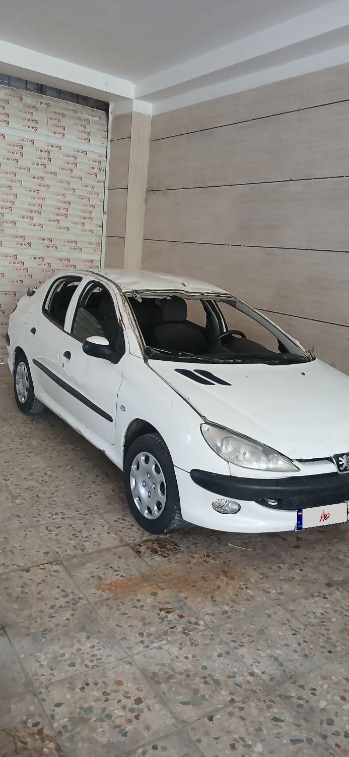 پژو ۲۰۶ صندوق دار v8 - 1396