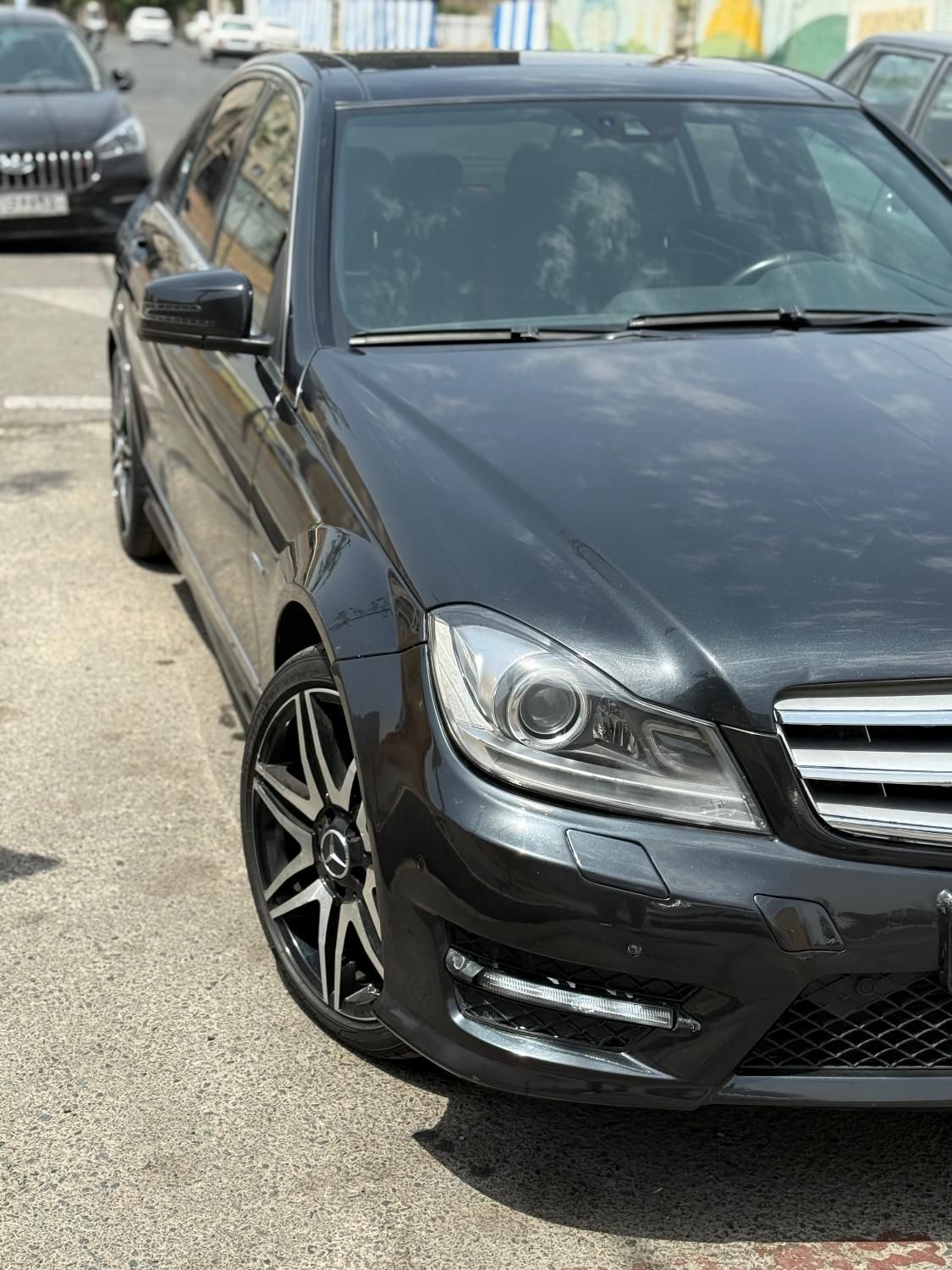بنز C 200 - 2012
