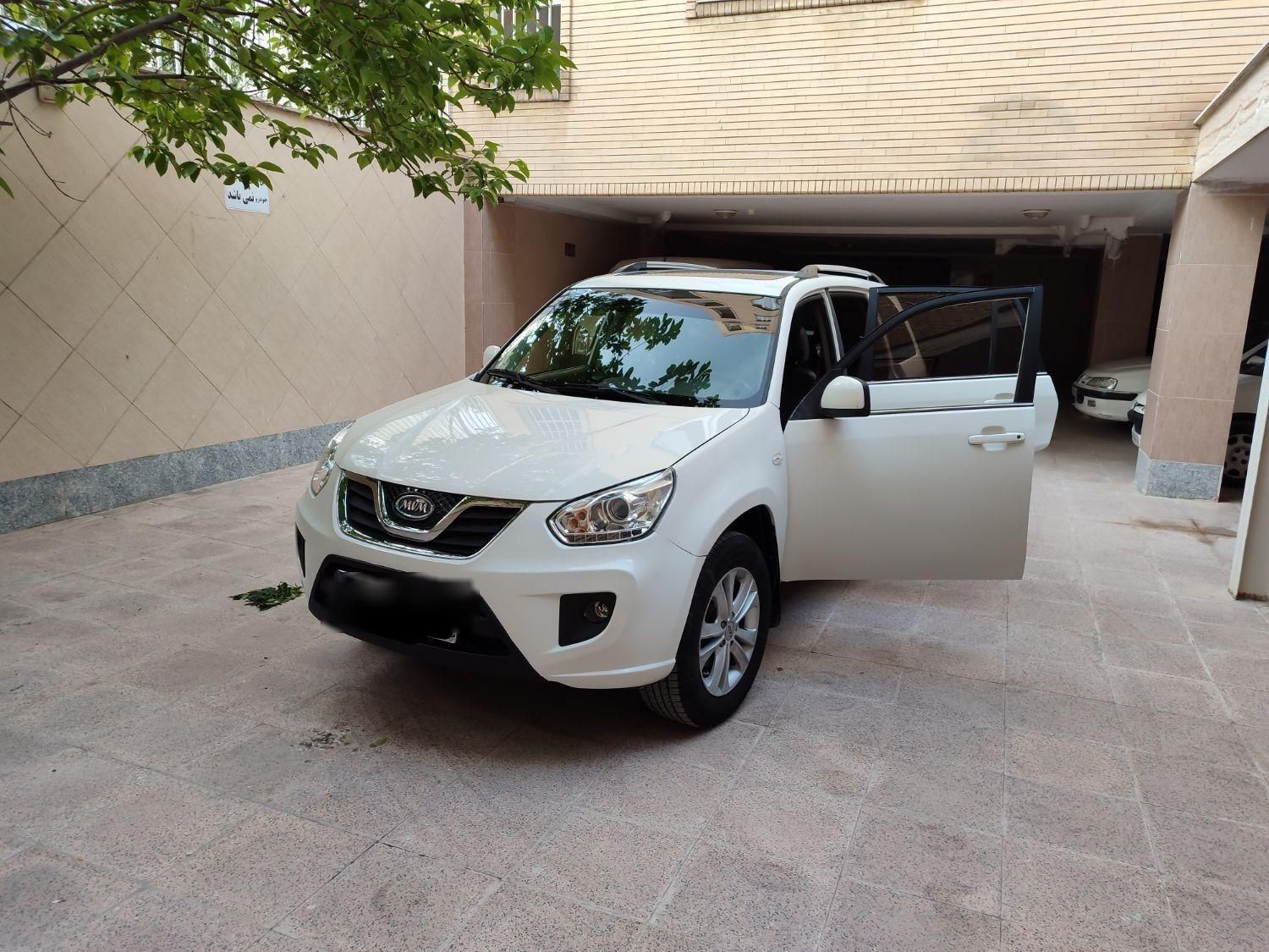 خودرو ام وی ام، X33 آگهی ann_19511086