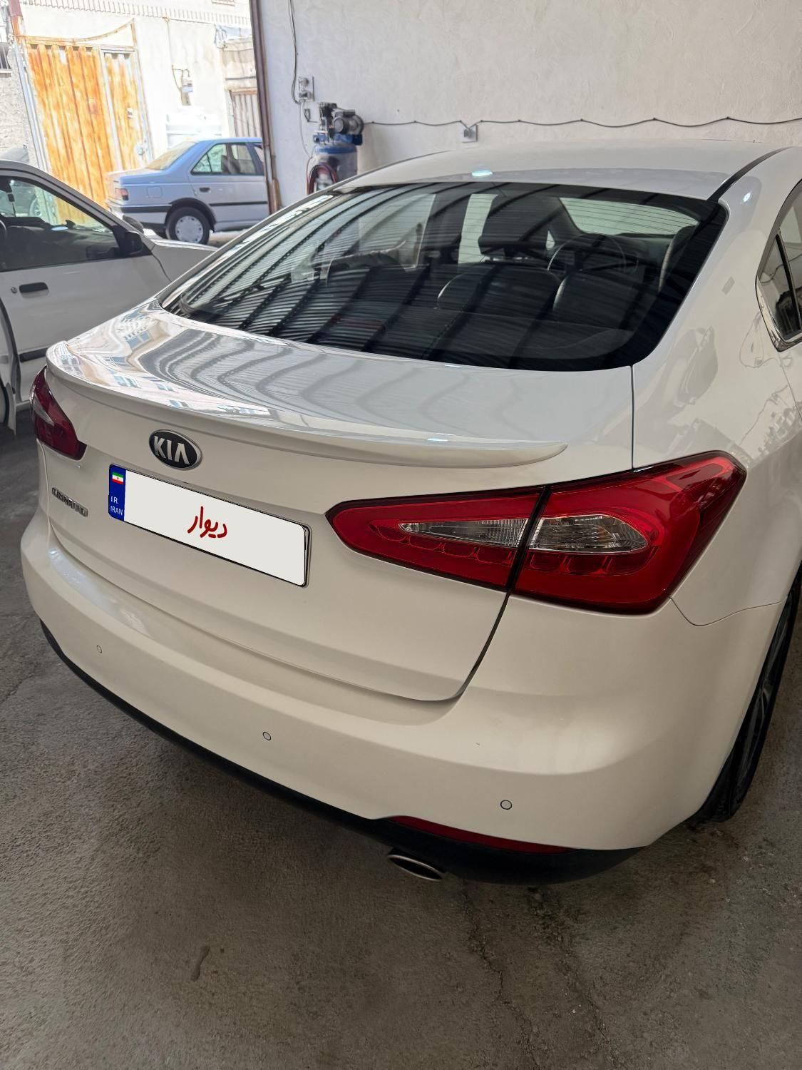 کیا سراتو 2.0 لیتر اتوماتیک GT لاین - 2016