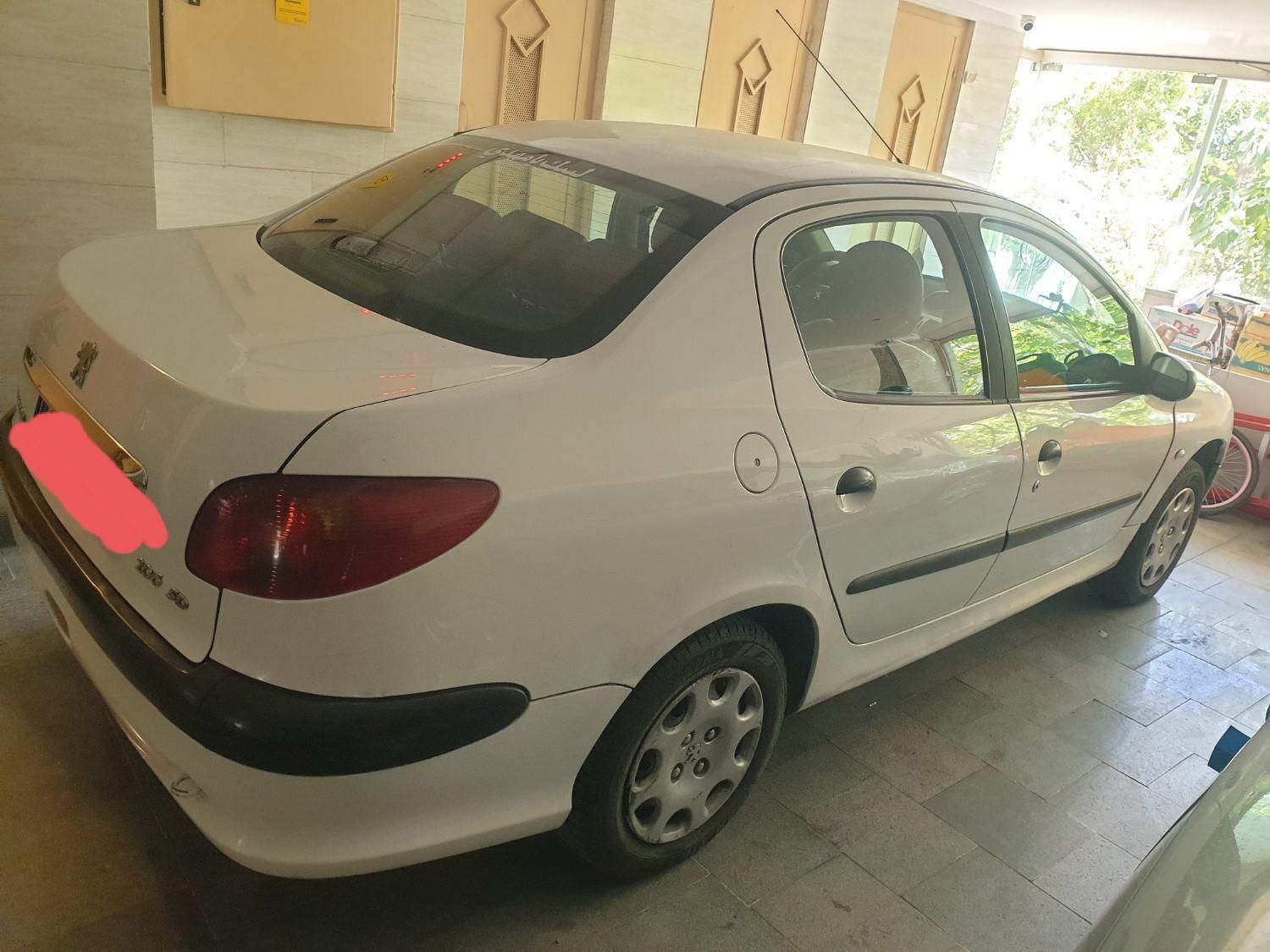 پژو ۲۰۶ صندوق دار v8 - 1390