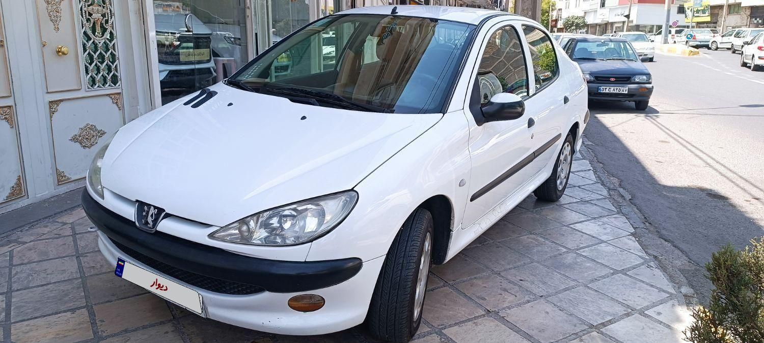 پژو ۲۰۶ صندوق دار v8 - 1390
