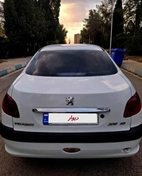 پژو ۲۰۶ صندوق دار v8 - 1387
