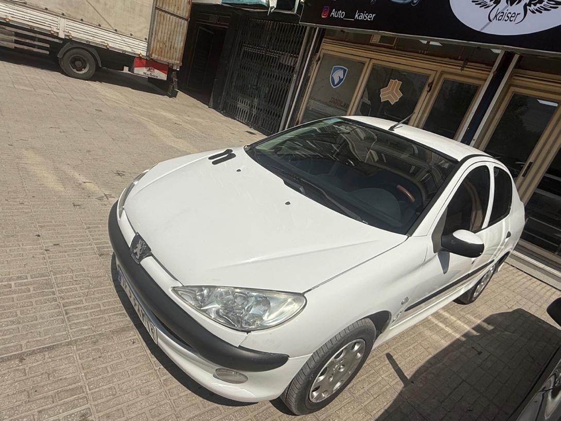 پژو ۲۰۶ صندوق دار v8 - 1398