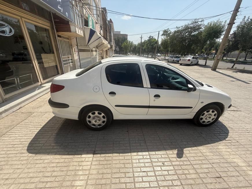 خودرو پژو، ۲۰۶ صندوق دار آگهی ann_19511499
