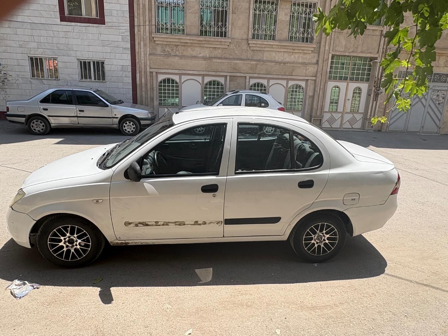 تیبا صندوق دار EX - 1393