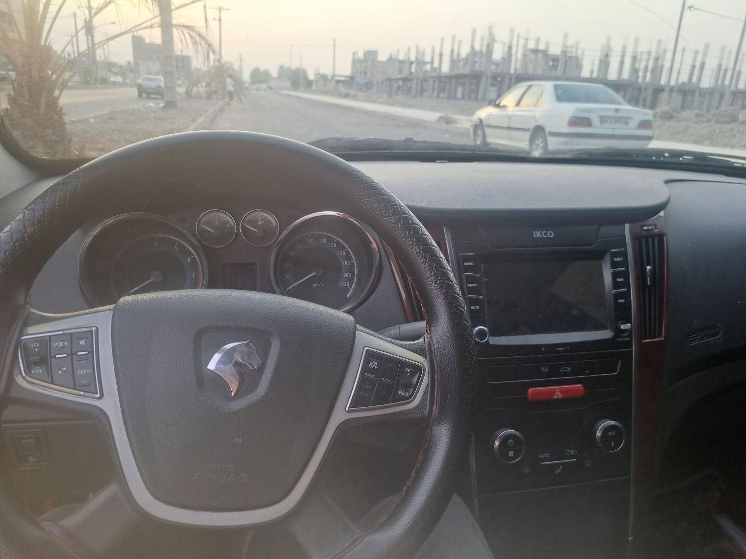 دنا پلاس تیپ ۲ سانروف ۴ ایربگ - 1396