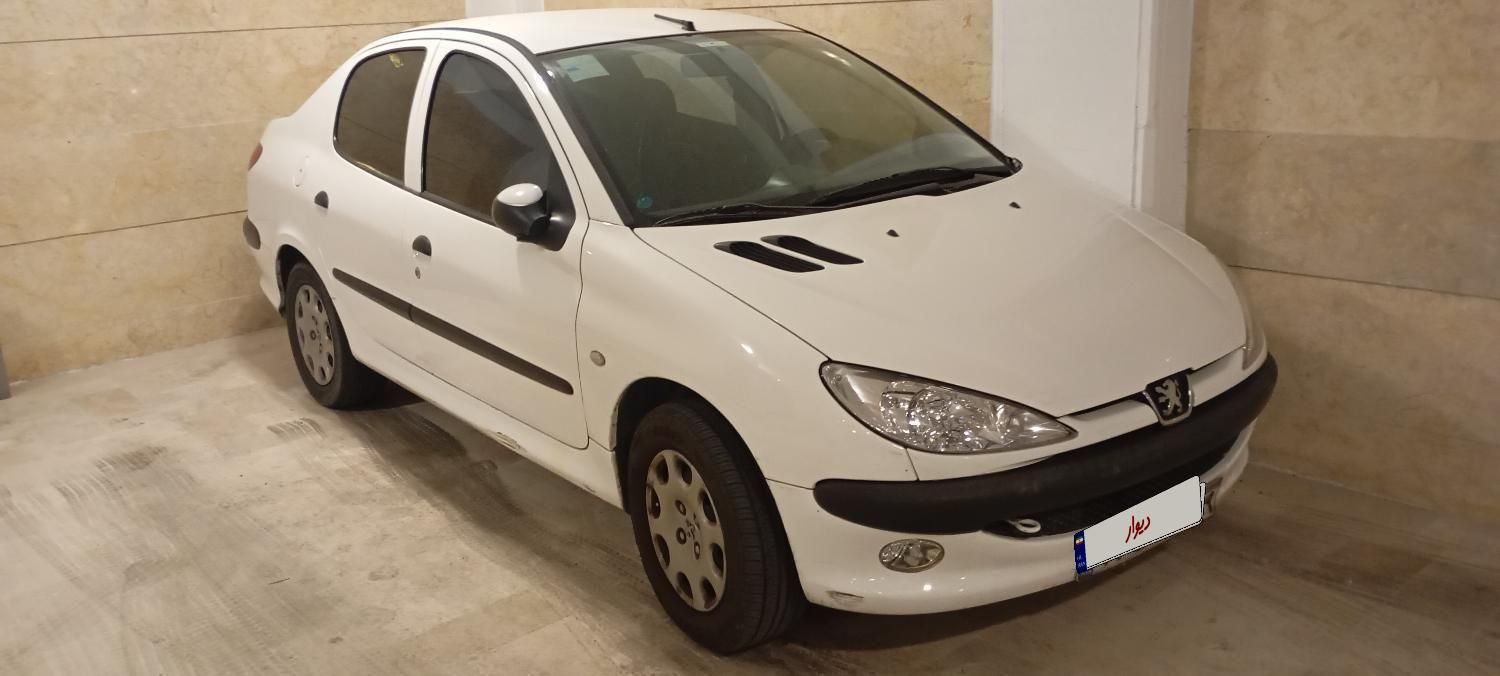 پژو ۲۰۶ صندوق دار v8 - 1394