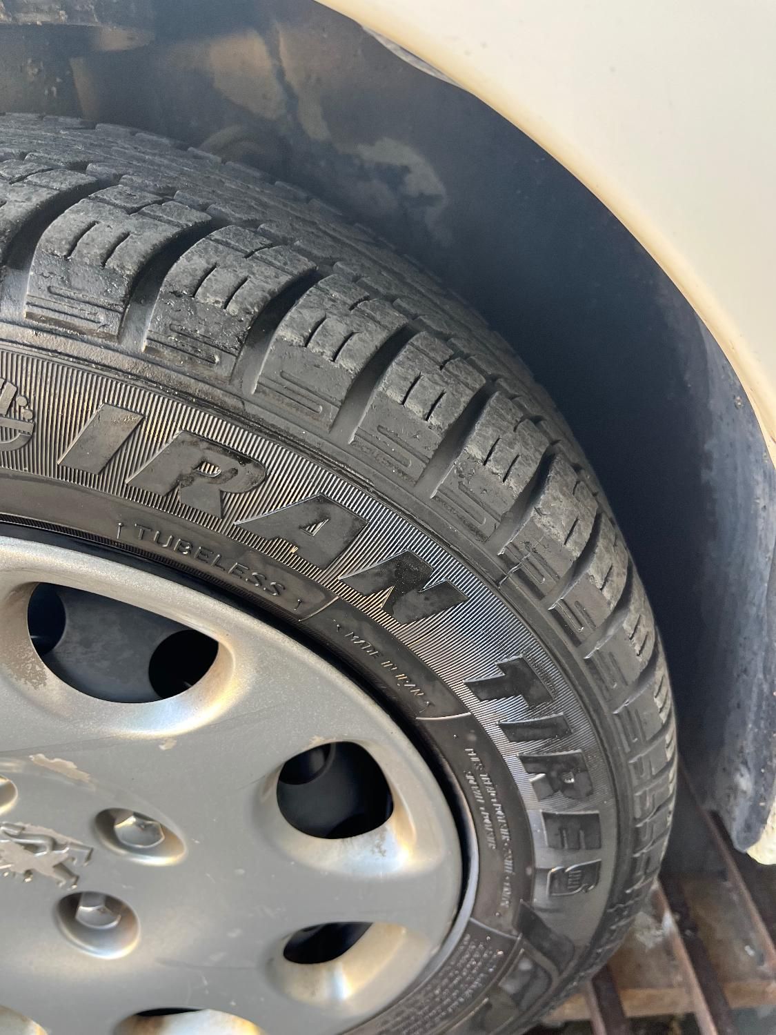 پژو ۲۰۶ صندوق دار v8 - 1395
