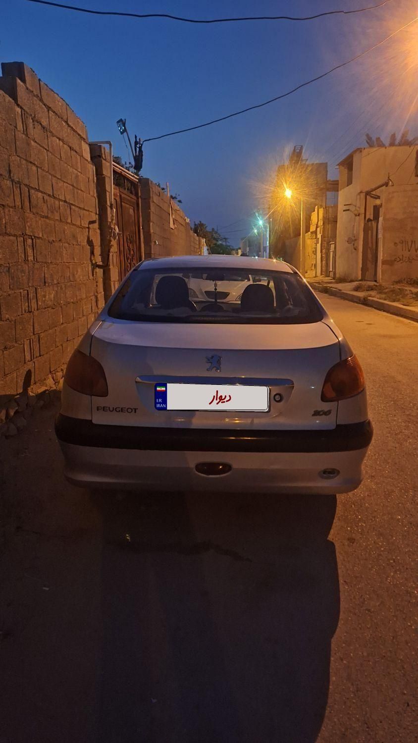 پژو ۲۰۶ صندوق دار v8 - 1385