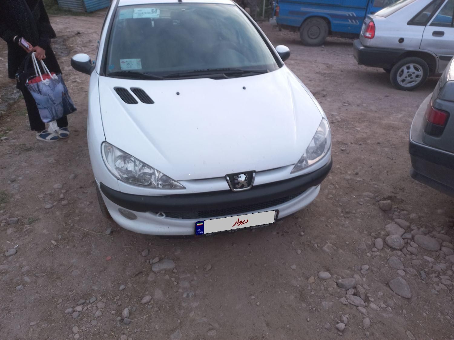 پژو ۲۰۶ صندوق دار v8 - 1395