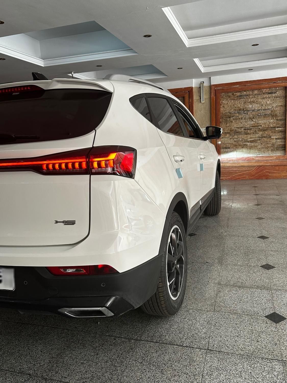 کی ام سی X5 ۱.۵ لیتر توربو - 2025