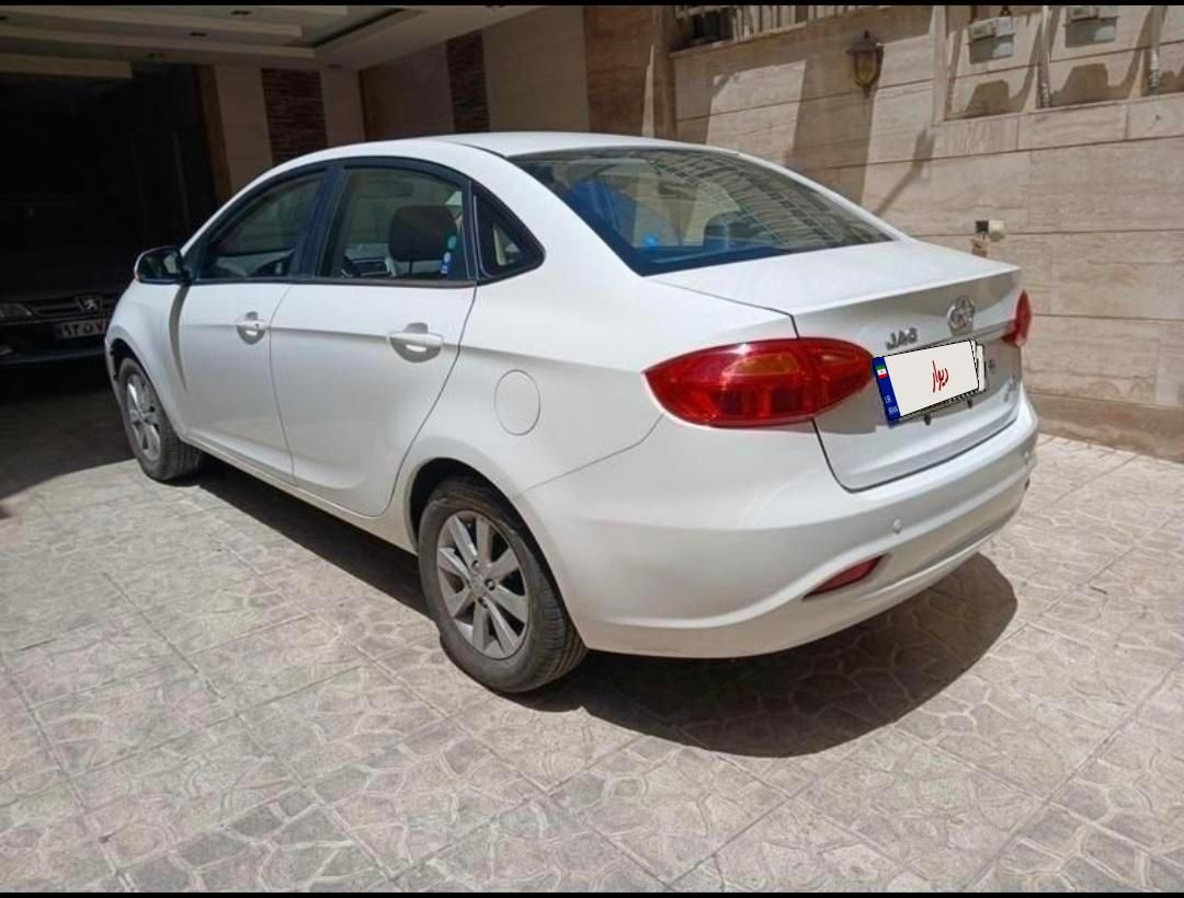 جک J4 اتوماتیک ساده - 1398