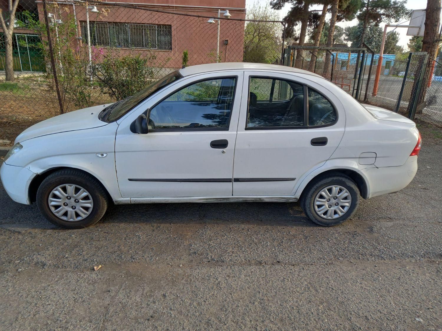 تیبا صندوق دار SX - 1396