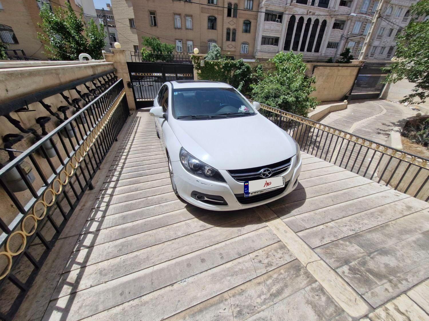 خودرو جک، J5 آگهی ann_19512720
