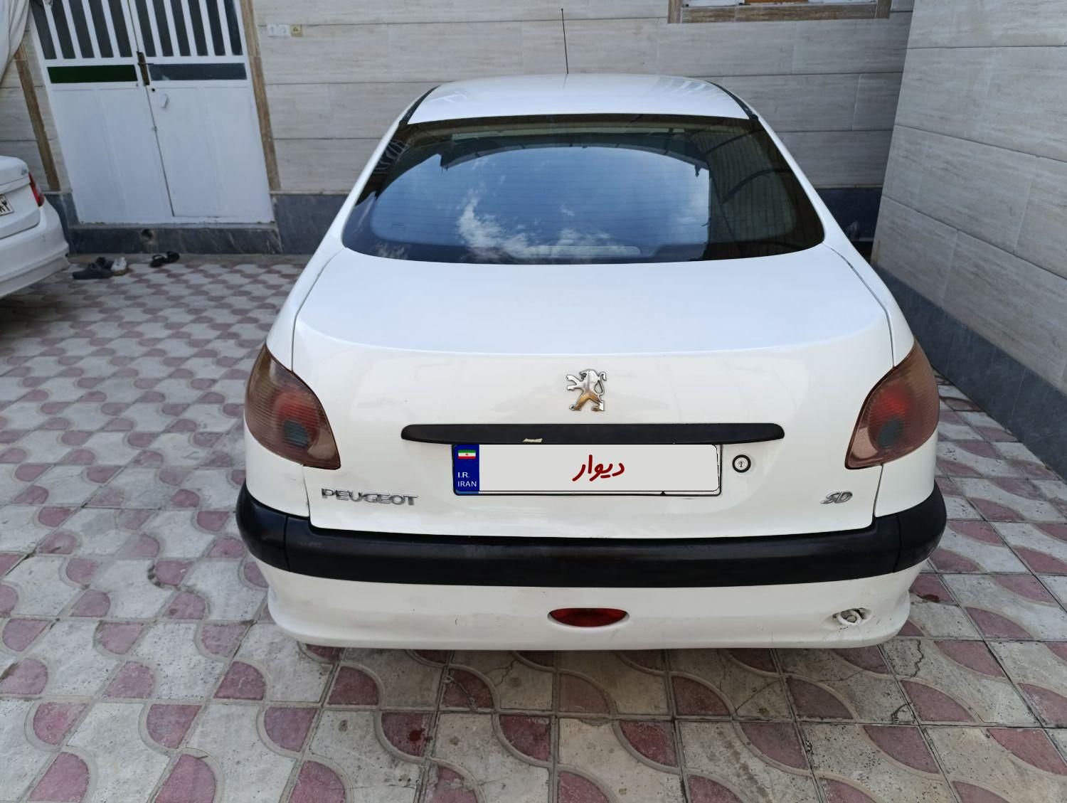پژو ۲۰۶ صندوق دار v20 - 1388