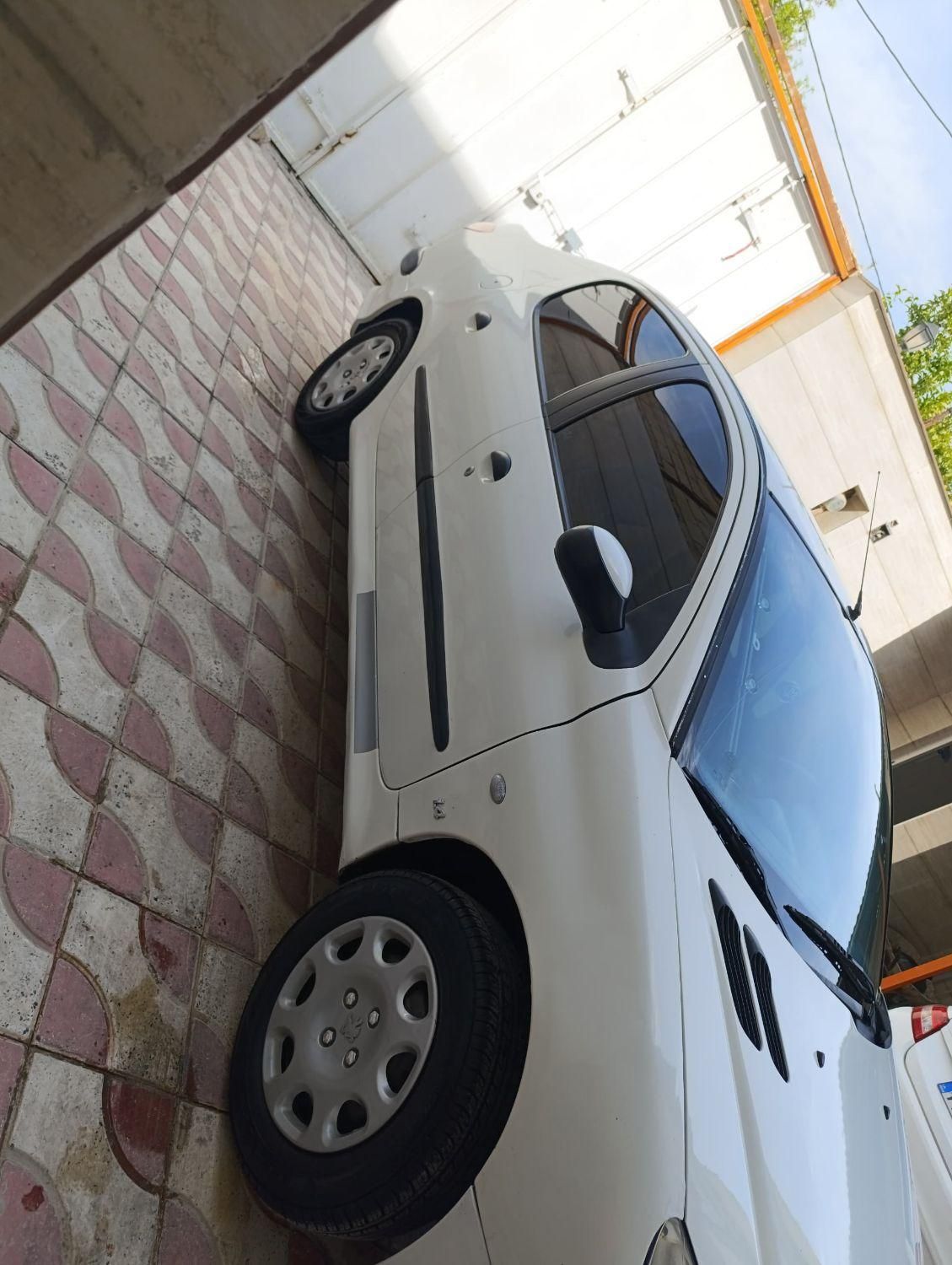 پژو ۲۰۶ صندوق دار v20 - 1388