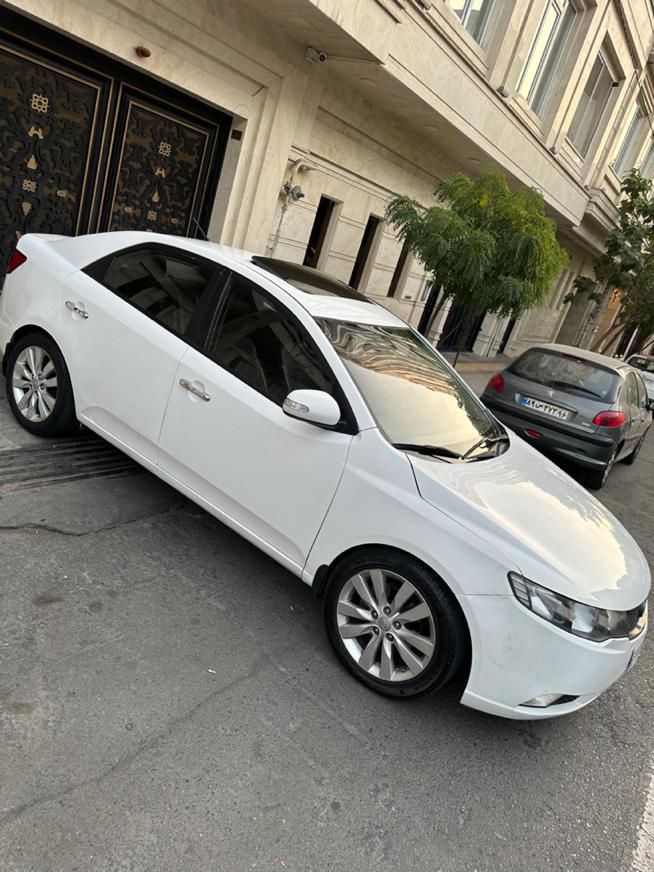 کیا سراتو 2.0 لیتر اتوماتیک GT لاین - 2010