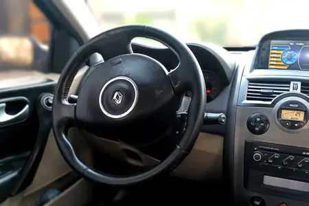رنو مگان پارس خودرو 2000 - 1392