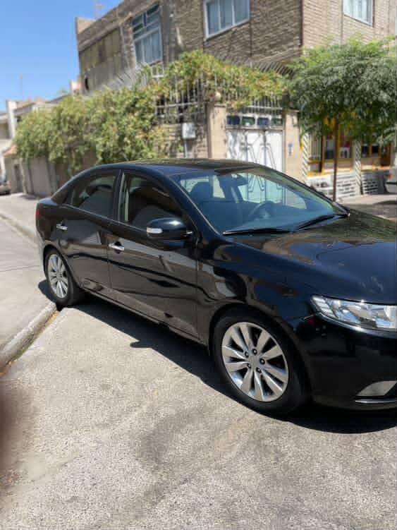 کیا سراتو 2.0 لیتر اتوماتیک GT لاین - 2011