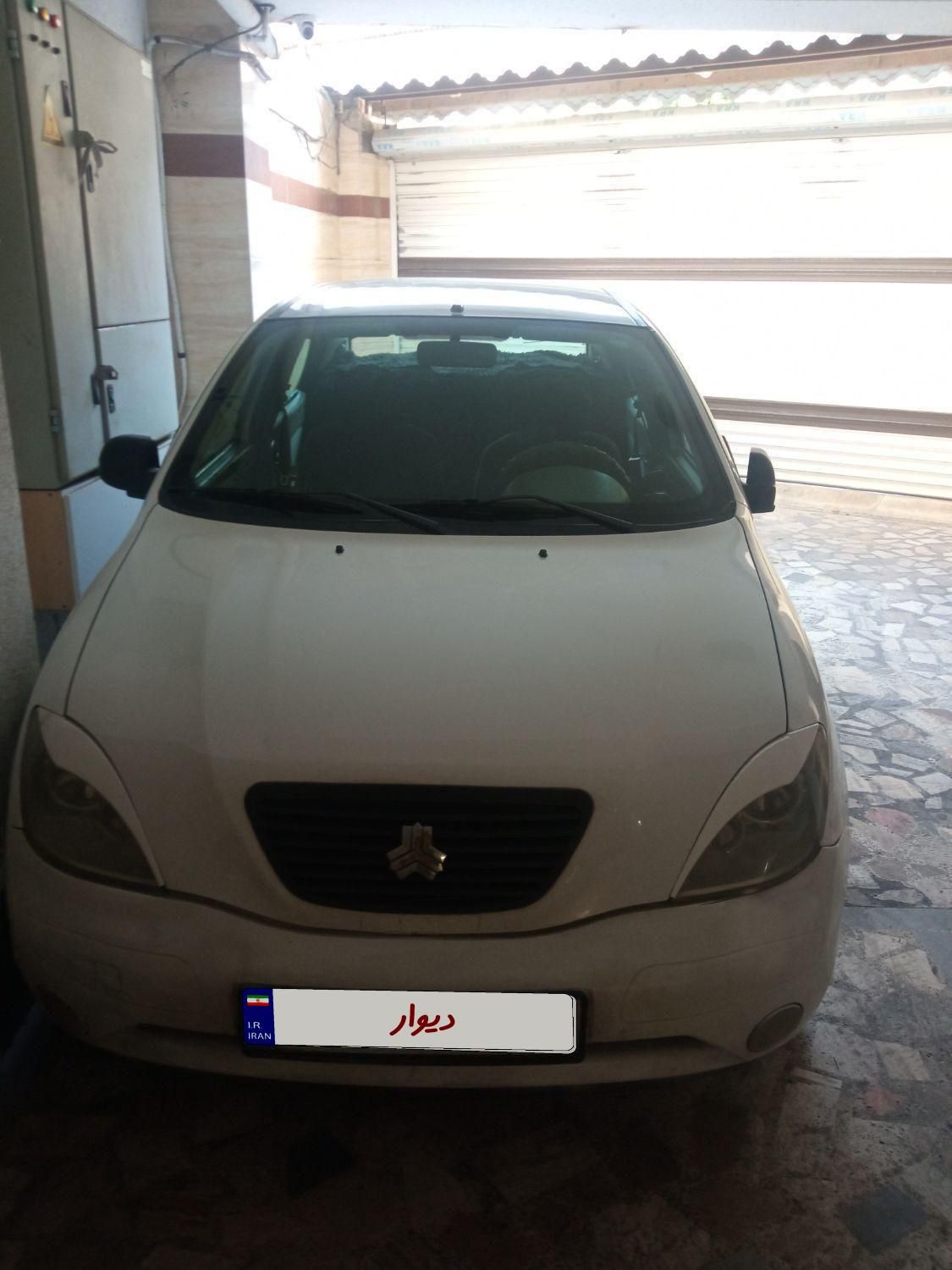 تیبا صندوق دار SX - 1392