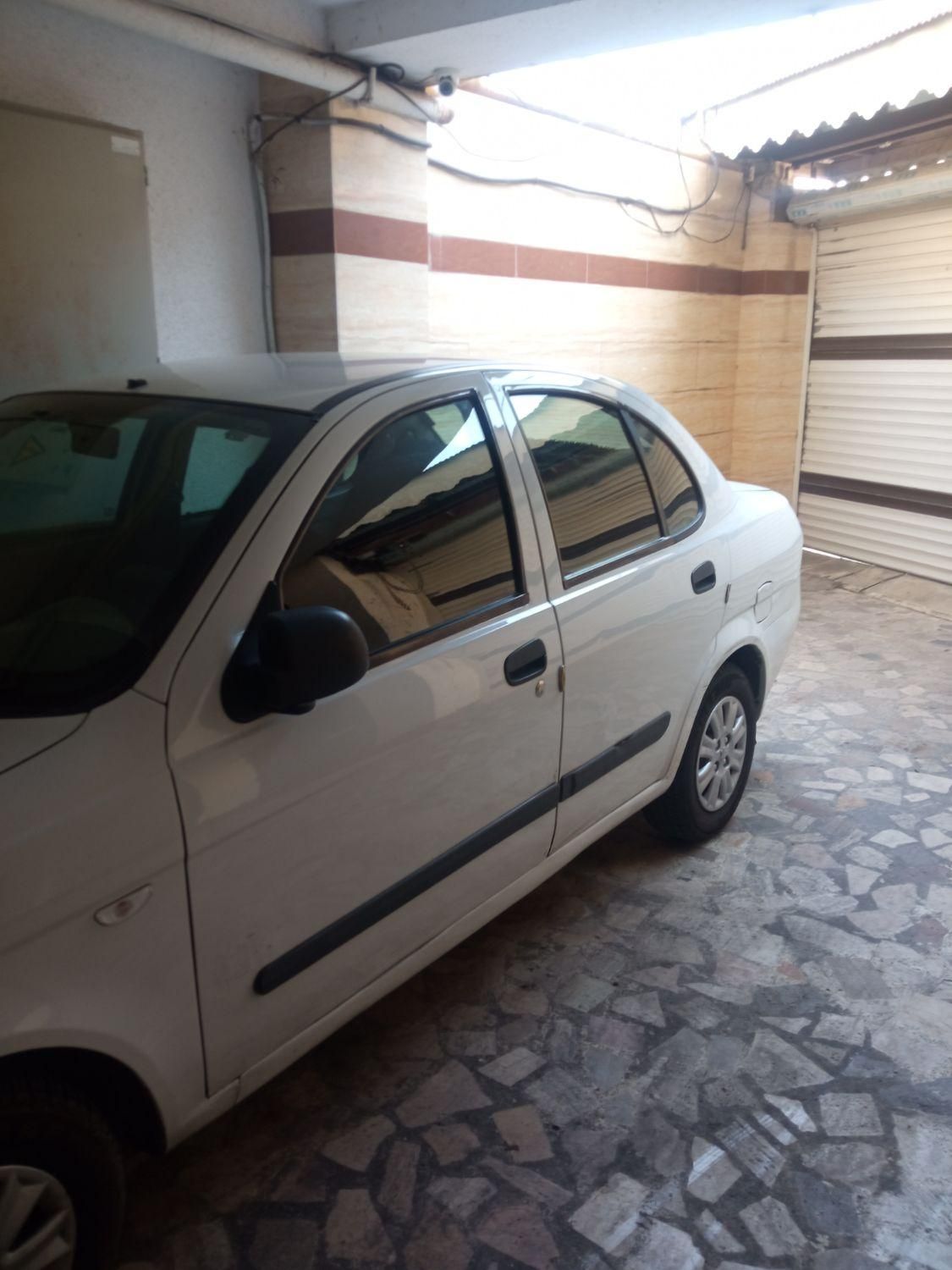 تیبا صندوق دار SX - 1392