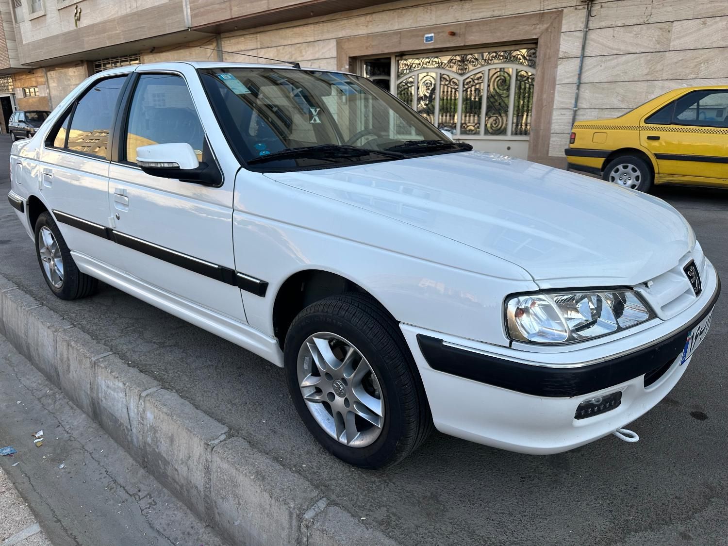 پژو پارس ELX-XU7P سفارشی - 1402