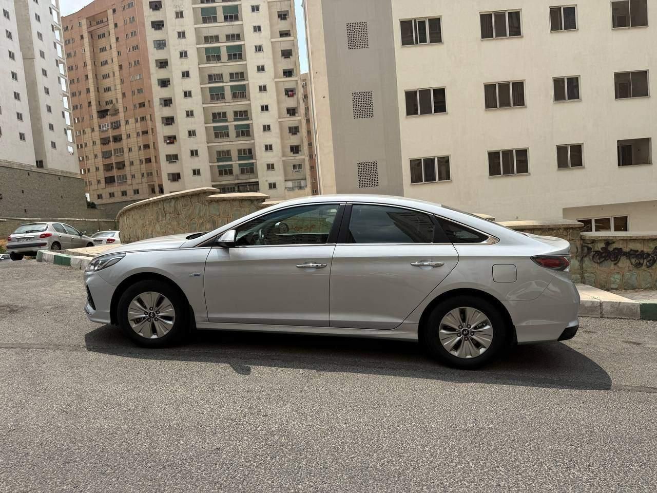 هیوندای سوناتا هیبرید GLS PLUS - 2018