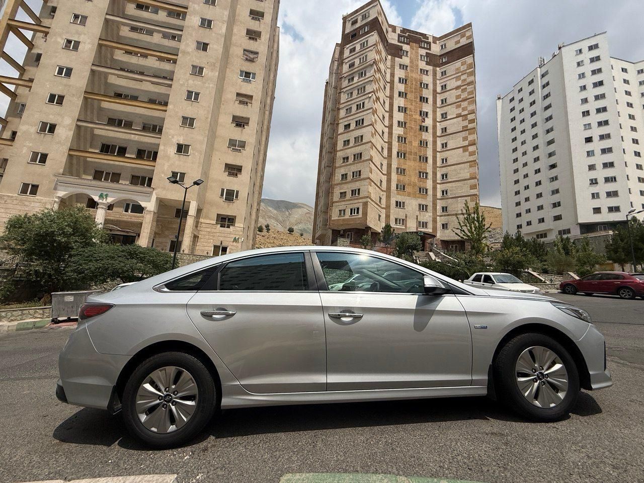 هیوندای سوناتا هیبرید GLS PLUS - 2018